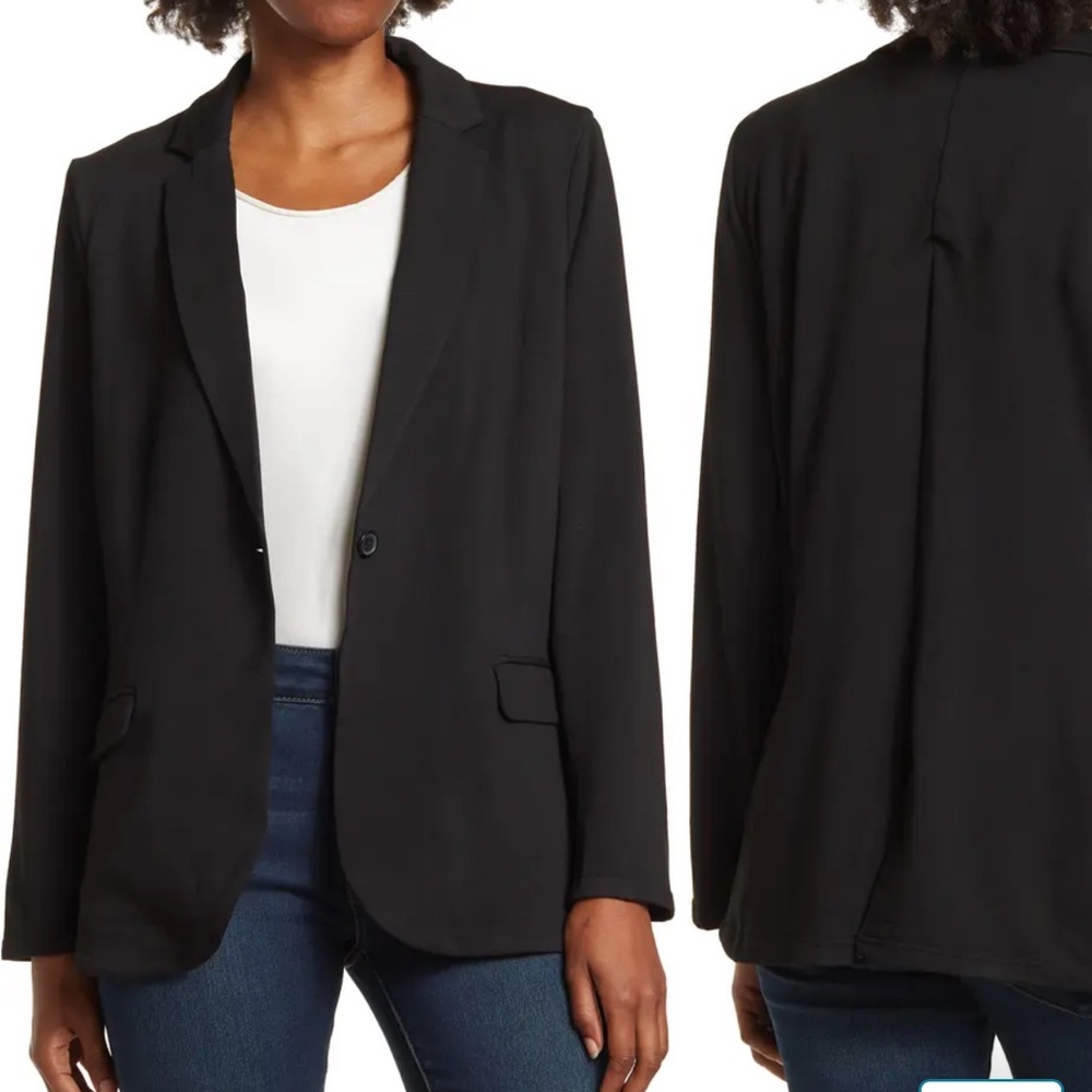 Medium black tahari blazer